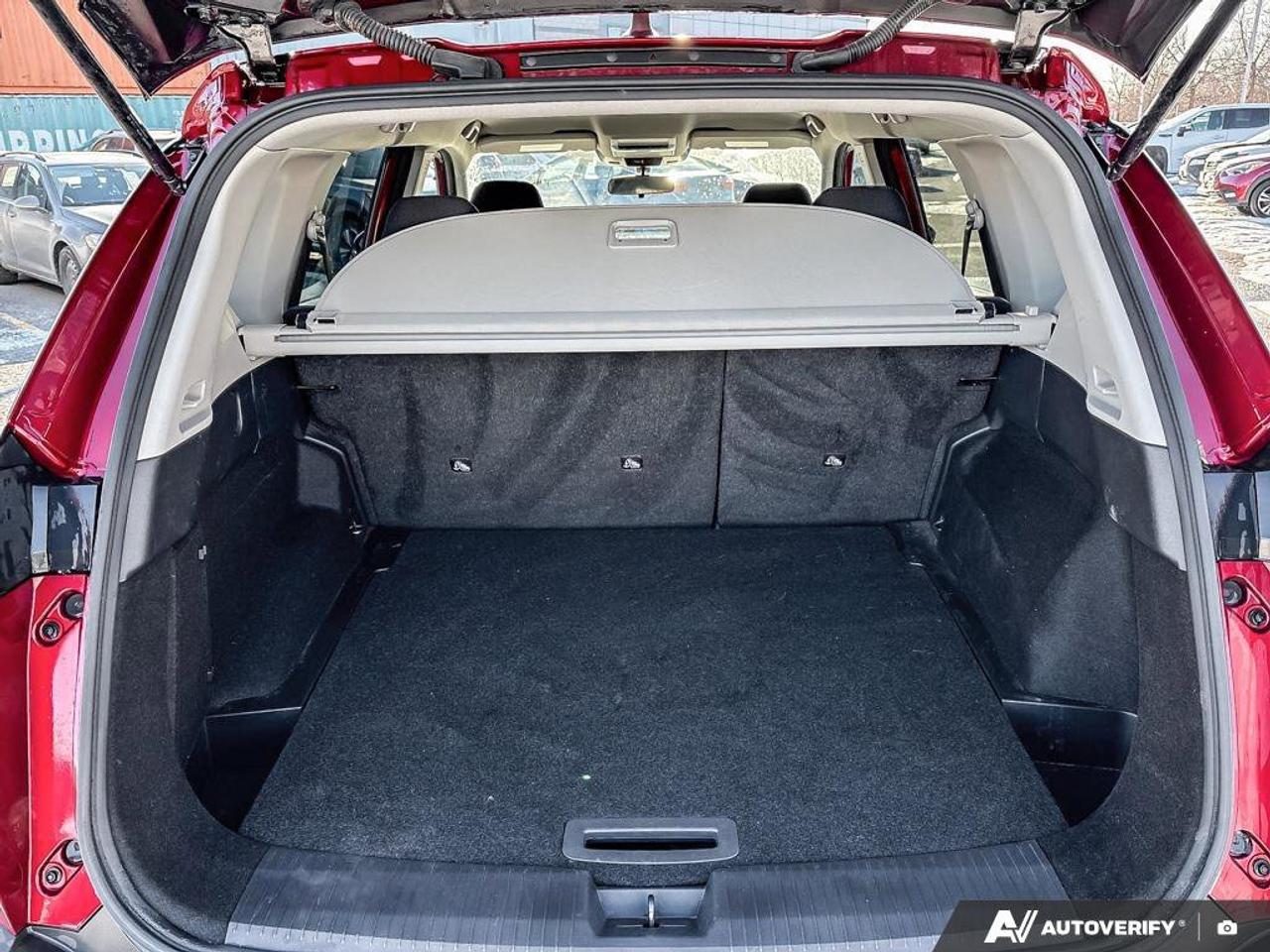 2023 Nissan Rogue S   Heated Seats   Apple CarPlay   Alloy Rims Photo