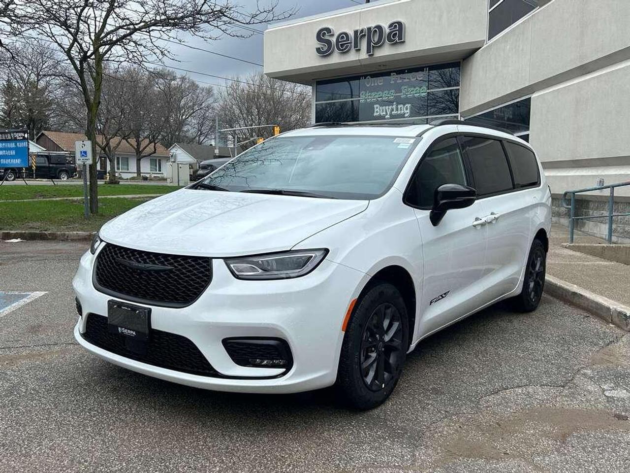 2026 Chrysler Pacifica Select All-Wheel Drive Passenger Van Photo0