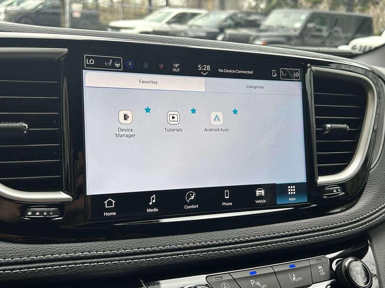 2026 Chrysler Pacifica Select All-Wheel Drive Passenger Van Photo