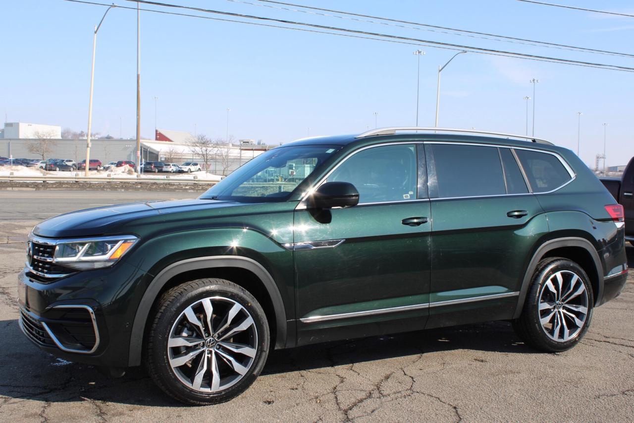 2021 Volkswagen Atlas Execline R-Line 4MOTION   No Accident   Clean Carf Photo2