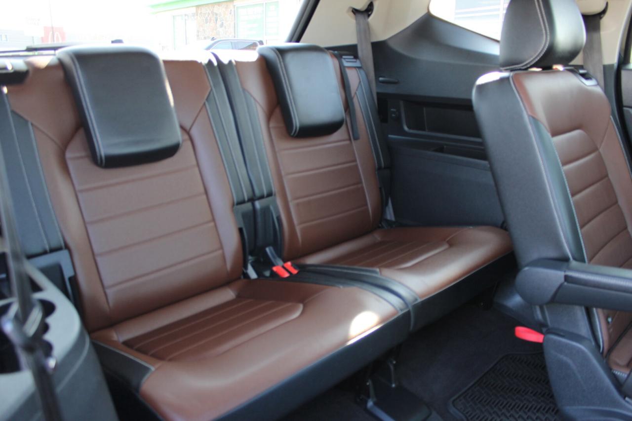 2021 Volkswagen Atlas Execline R-Line 4MOTION   No Accident   Clean Carf Photo