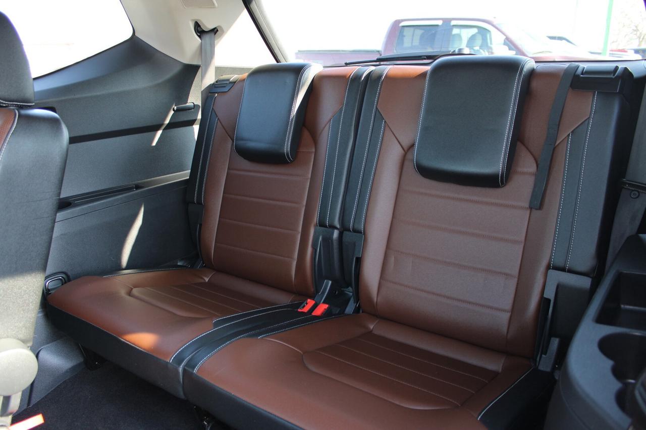 2021 Volkswagen Atlas Execline R-Line 4MOTION   6-PASSENGER   Clean Carf Photo