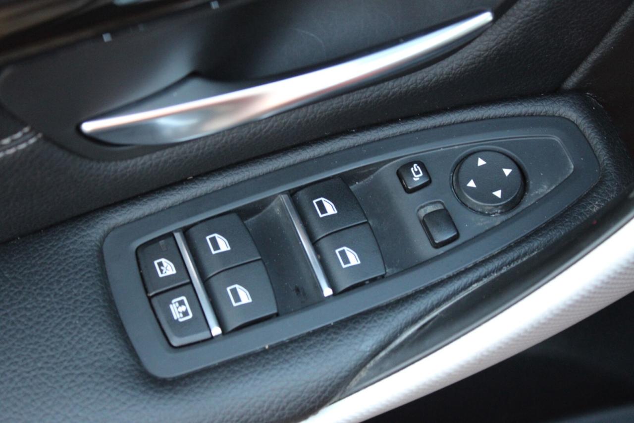 2018 BMW 3 Series 340i xDrive Manual Sedan Safety Certified Photo