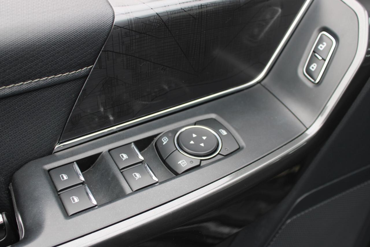 2022 Ford F-150 XLT Sport 4WD V8 No Accident Clean Carfax Photo