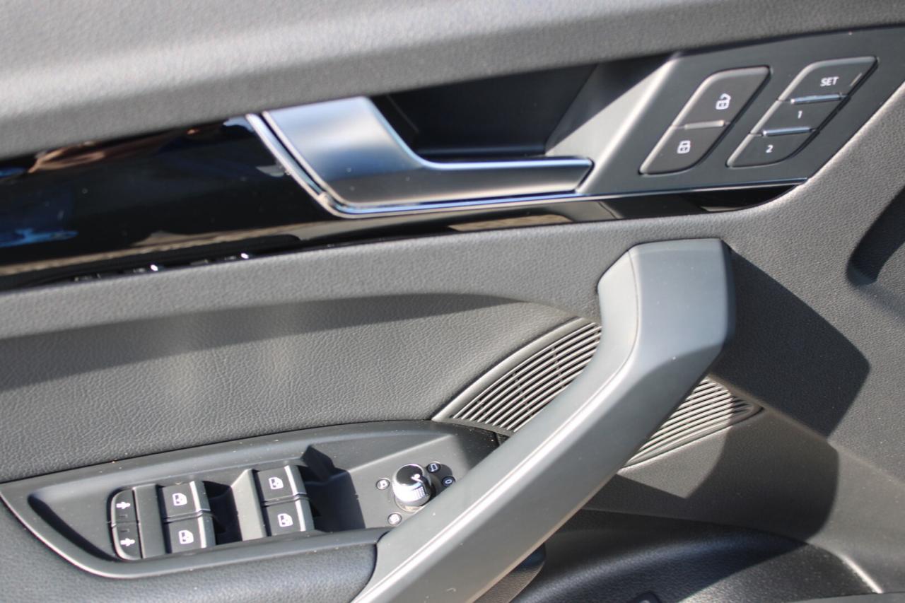 2019 Audi Q5 2.0T Technik S-Line quattro No Accident Clean Carf Photo
