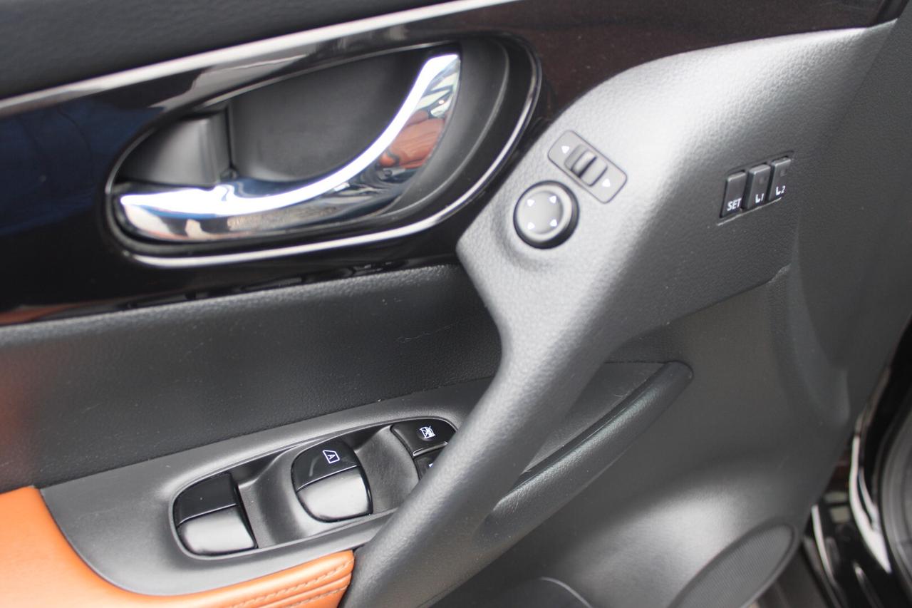 2019 Nissan Rogue SL Platinum AWD Brown Interior No Accident Clean C Photo