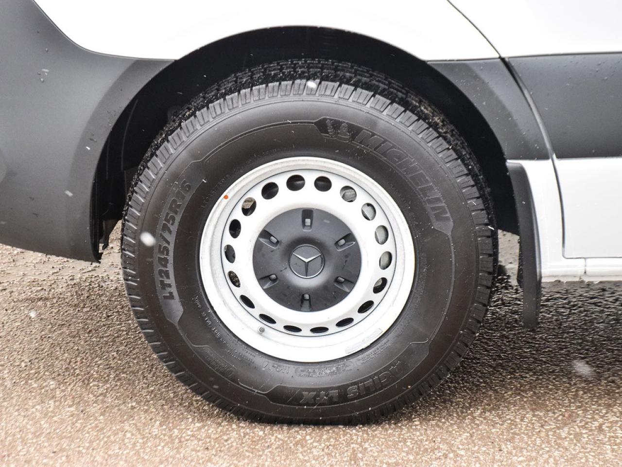 2025 Mercedes-Benz Sprinter 2500 High Roof 4-Cyl Diesel Sprinter 2500 Cargo Van 170 in. WB Rear-Wheel Drive Photo3