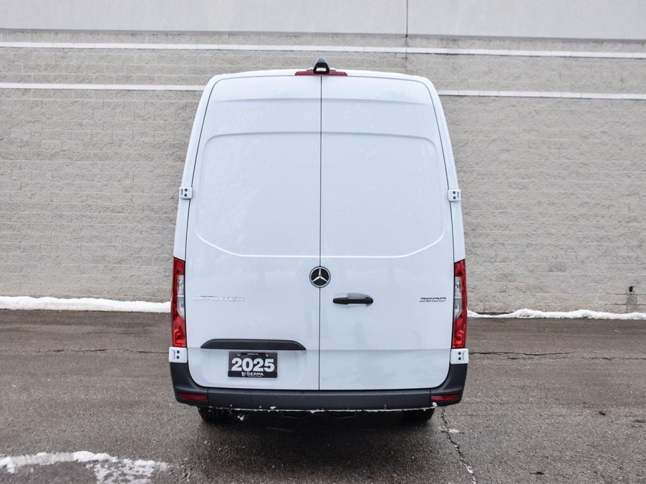 2025 Mercedes-Benz Sprinter 2500 High Roof 4-Cyl Diesel Sprinter 2500 Cargo Van 170 in. WB Rear-Wheel Drive Photo