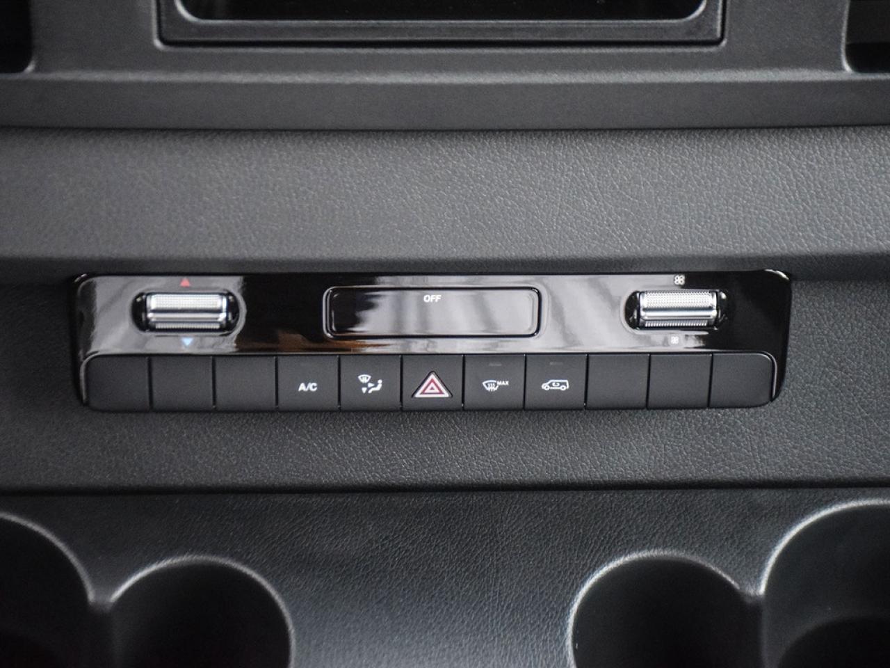 2025 Mercedes-Benz Sprinter 2500 High Roof 4-Cyl Diesel Sprinter 2500 Cargo Van 170 in. WB Rear-Wheel Drive Photo