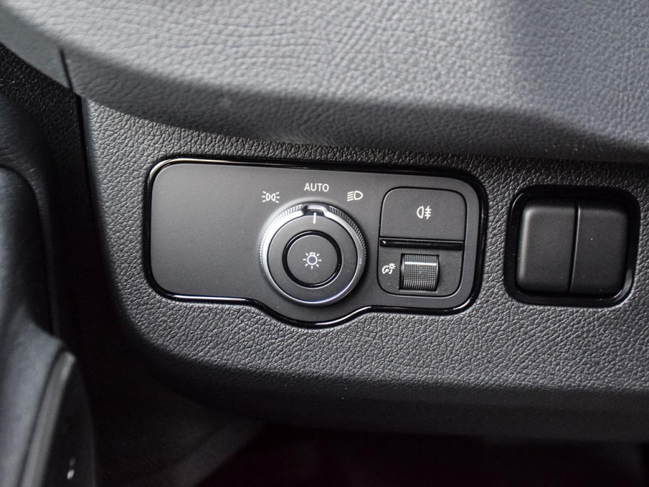 2025 Mercedes-Benz Sprinter 2500 High Roof 4-Cyl Diesel Sprinter 2500 Cargo Van 170 in. WB Rear-Wheel Drive Photo