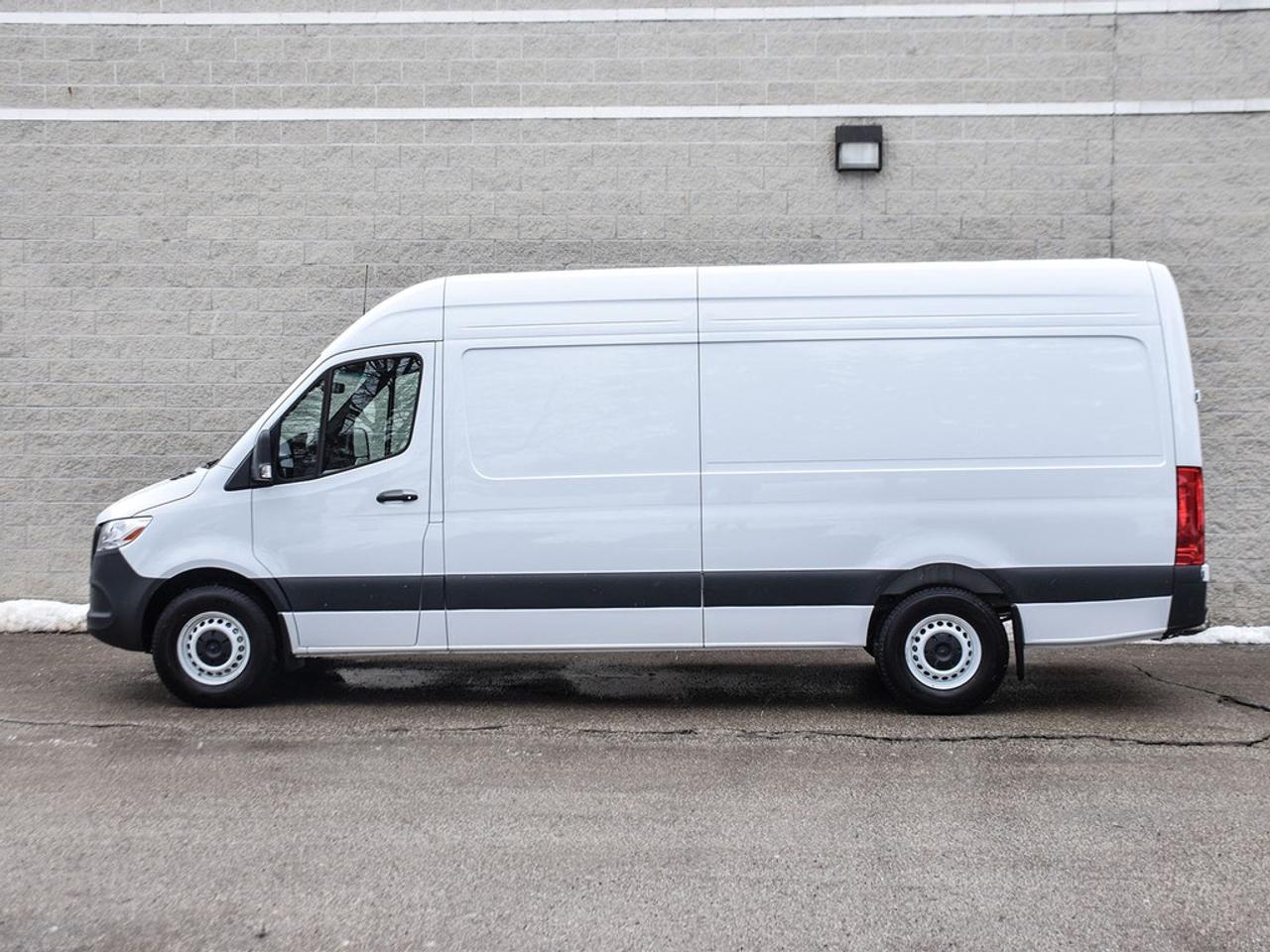 2025 Mercedes-Benz Sprinter 2500 High Roof 4-Cyl Diesel Sprinter 2500 Cargo Van 170 in. WB Rear-Wheel Drive Photo2