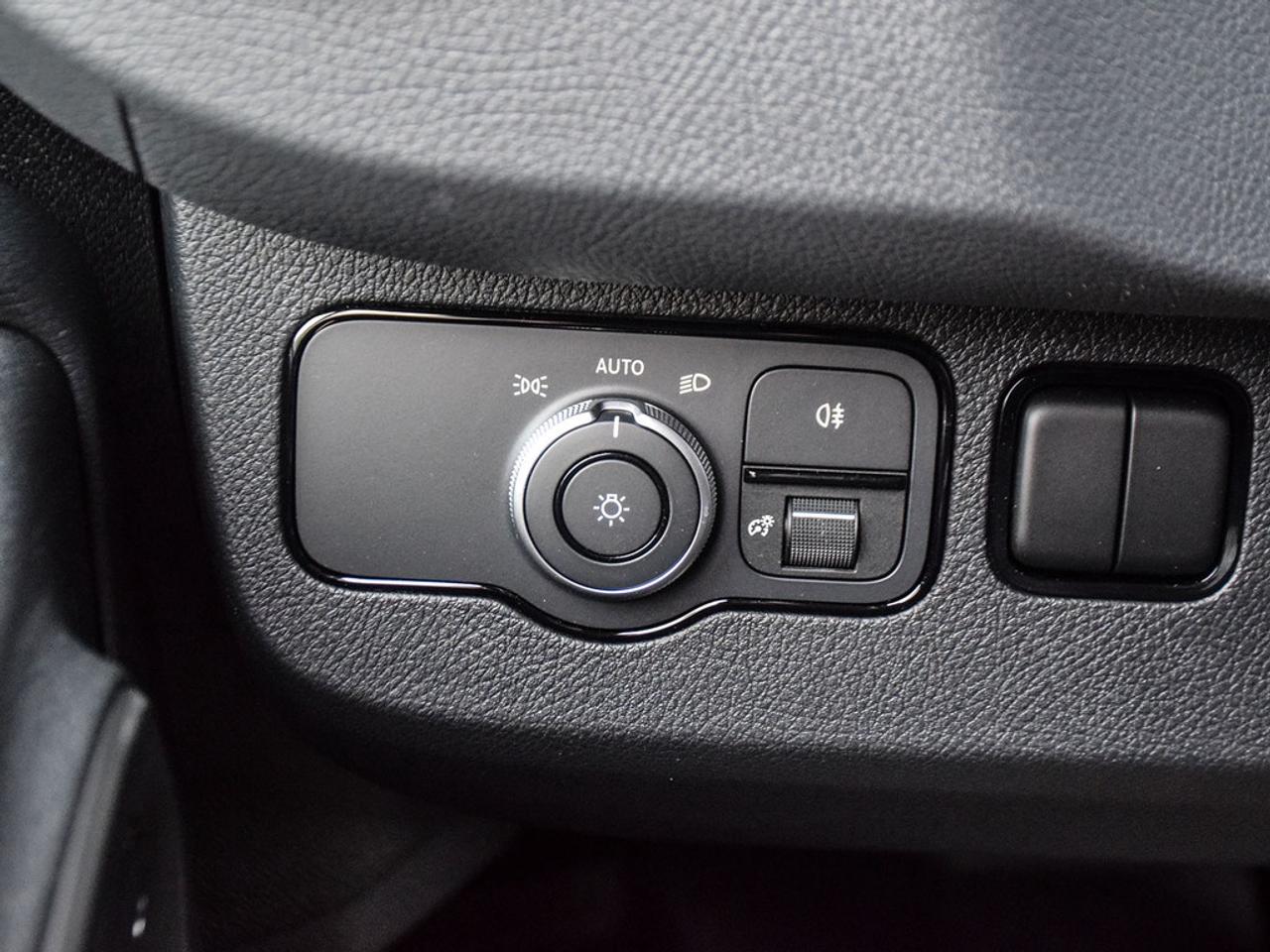 2025 Mercedes-Benz Sprinter 2500 High Roof 4-Cyl Diesel Sprinter 2500 Cargo Van 170 in. WB Rear-Wheel Drive Photo