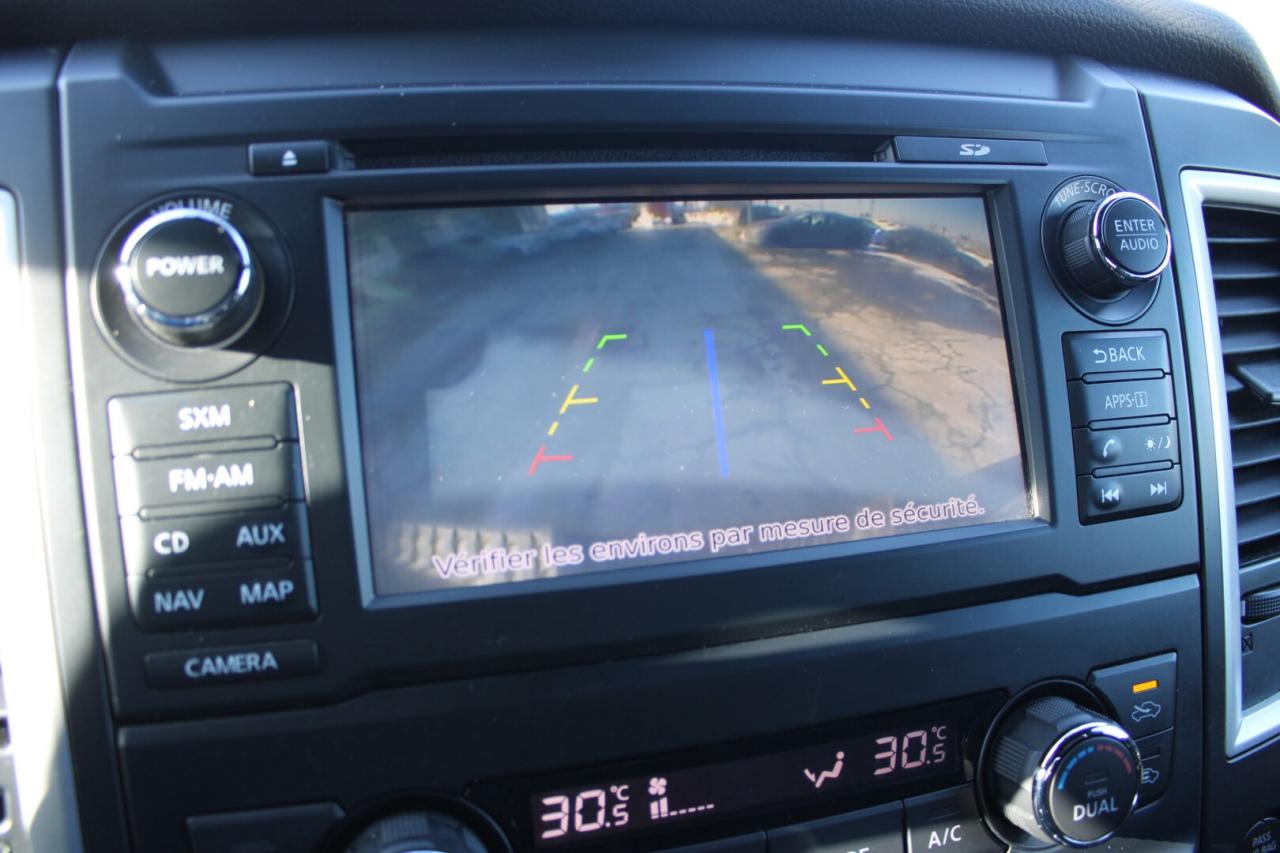 2018 Nissan Titan SV Midnight PRO-4X Crew Cab 4WD   No Accident   Sa Photo