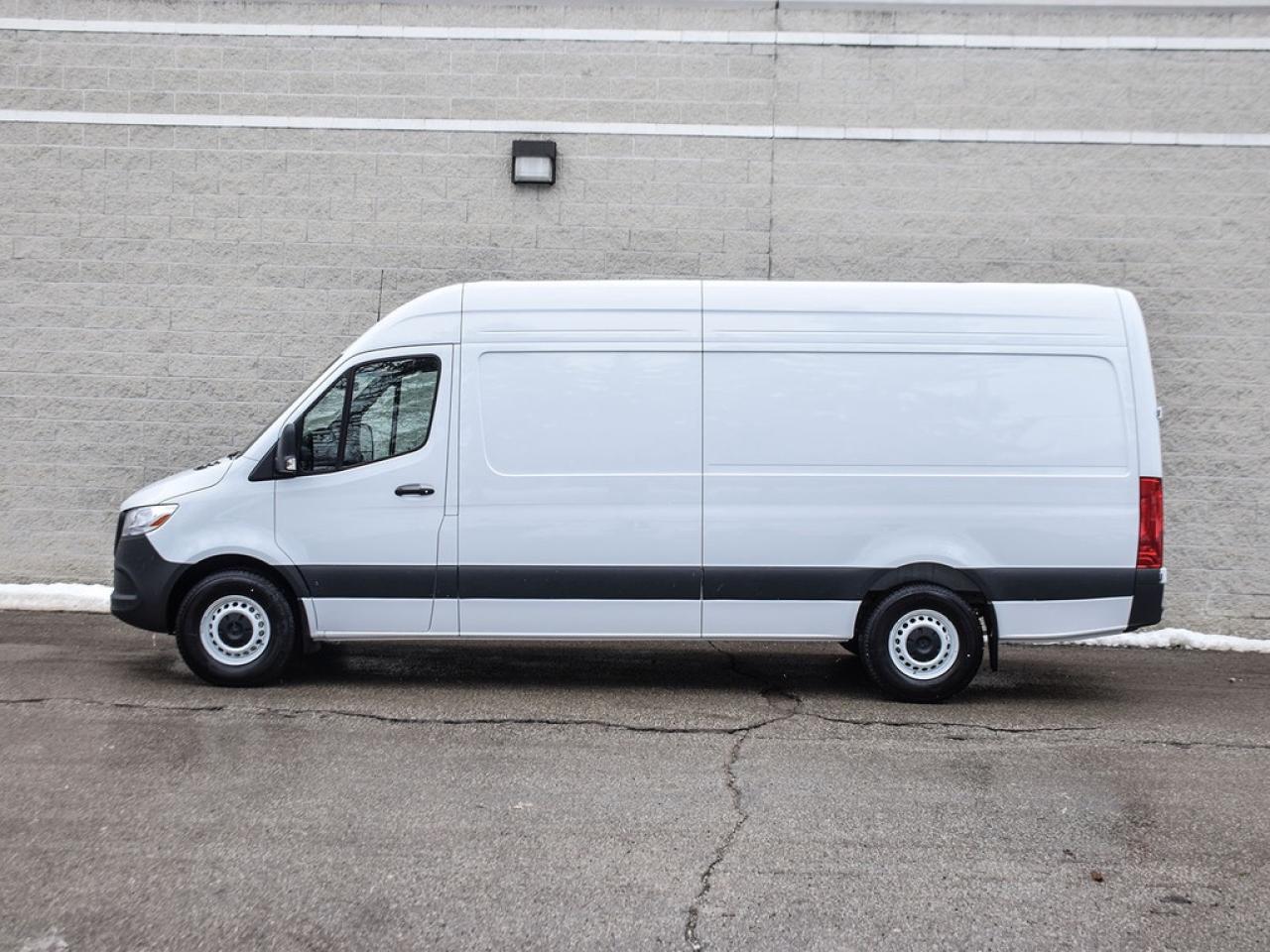 2025 Mercedes-Benz Sprinter 2500 High Roof 4-Cyl Diesel Sprinter 2500 Cargo Van 170 in. WB Rear-Wheel Drive Photo2