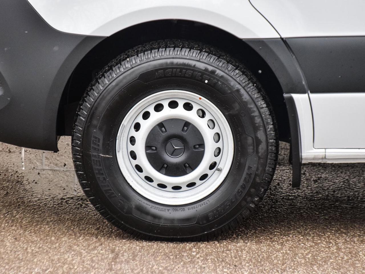 2025 Mercedes-Benz Sprinter 2500 High Roof 4-Cyl Diesel Sprinter 2500 Cargo Van 170 in. WB Rear-Wheel Drive Photo3