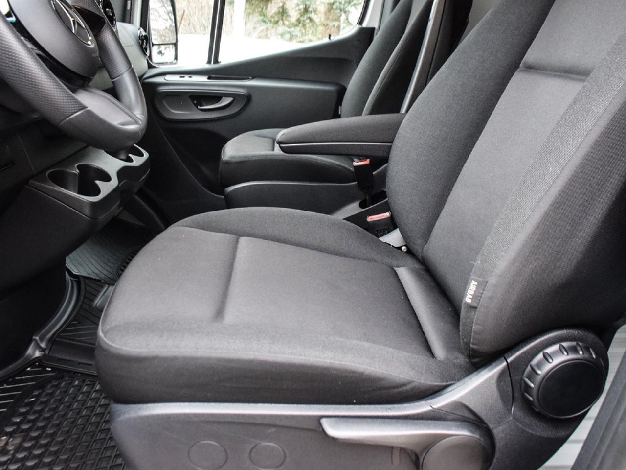 2025 Mercedes-Benz Sprinter 2500 High Roof 4-Cyl Diesel Sprinter 2500 Cargo Van 170 in. WB Rear-Wheel Drive Photo