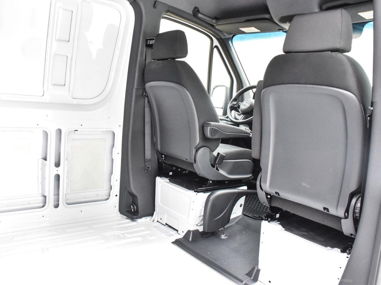 2025 Mercedes-Benz Sprinter 2500 High Roof 4-Cyl Diesel Sprinter 2500 Cargo Van 170 in. WB Rear-Wheel Drive Photo