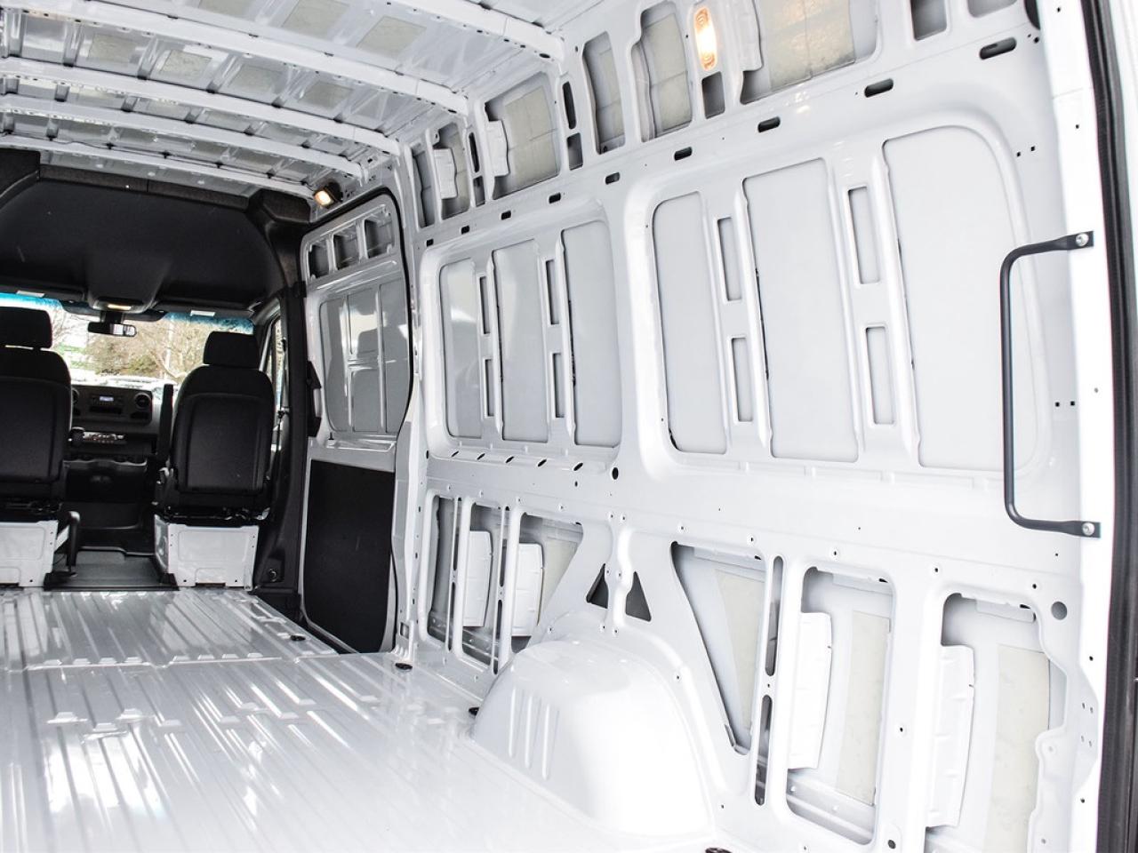 2025 Mercedes-Benz Sprinter 2500 High Roof 4-Cyl Diesel Sprinter 2500 Cargo Van 170 in. WB Rear-Wheel Drive Photo