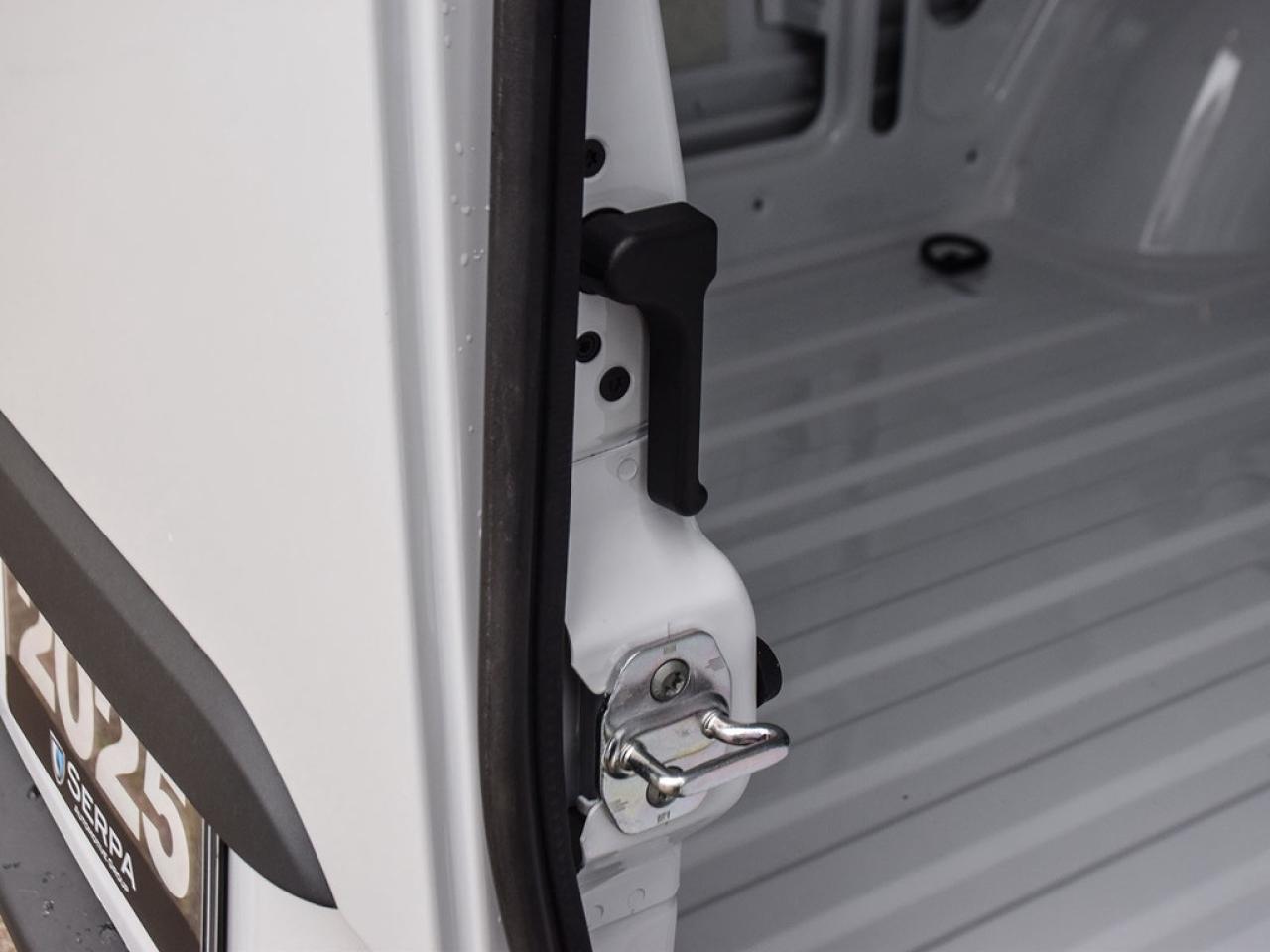 2025 Mercedes-Benz Sprinter 2500 High Roof 4-Cyl Diesel Sprinter 2500 Cargo Van 170 in. WB Rear-Wheel Drive Photo