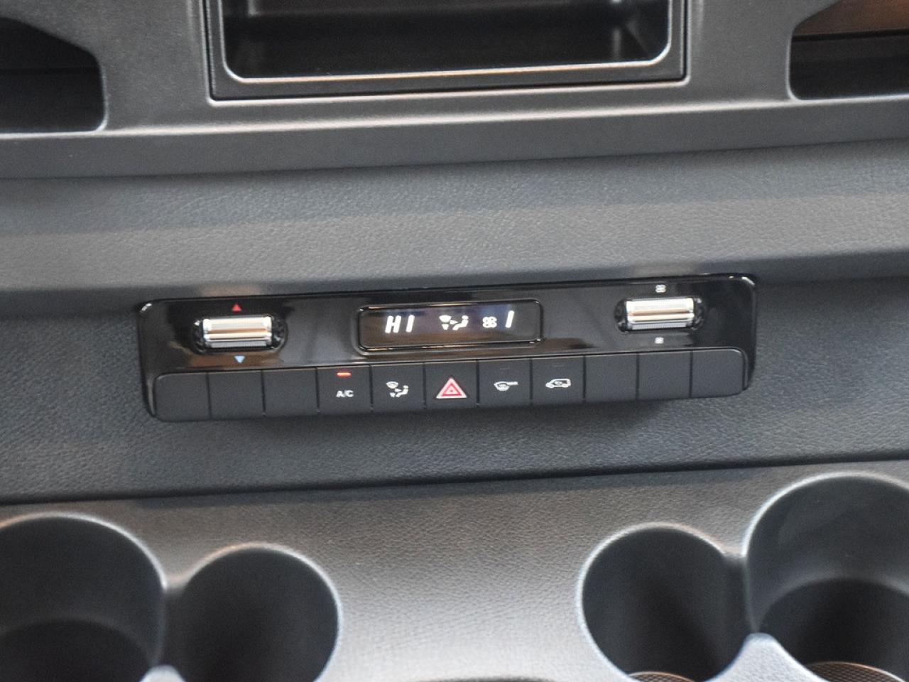 2025 Mercedes-Benz Sprinter 2500 High Roof 4-Cyl Diesel Sprinter 2500 Cargo Van 170 in. WB Rear-Wheel Drive Photo