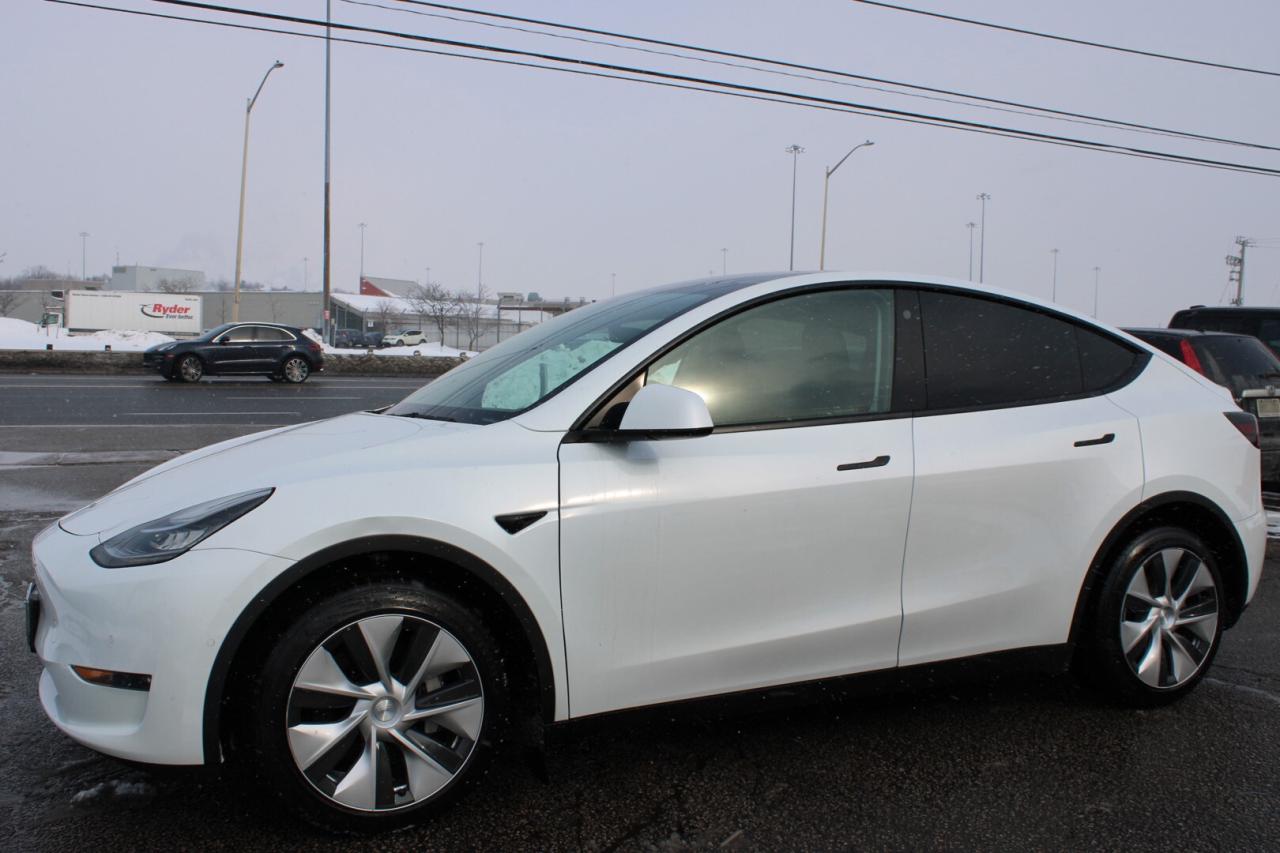 2021 Tesla Model Y Long Range   DUAL MOTOR   AWD   ONE OWNER Photo2