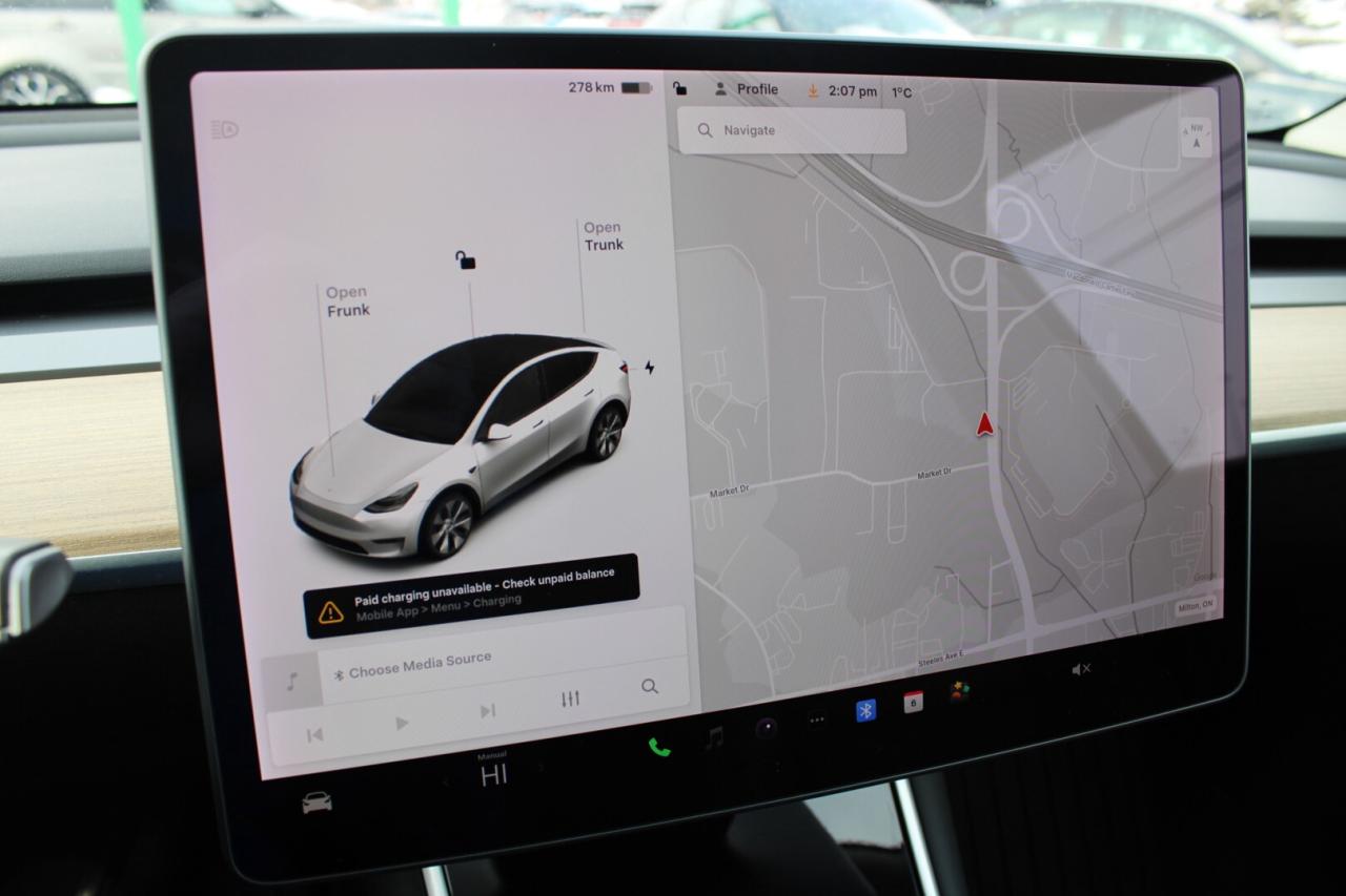 2021 Tesla Model Y Long Range   DUAL MOTOR   AWD   ONE OWNER Photo