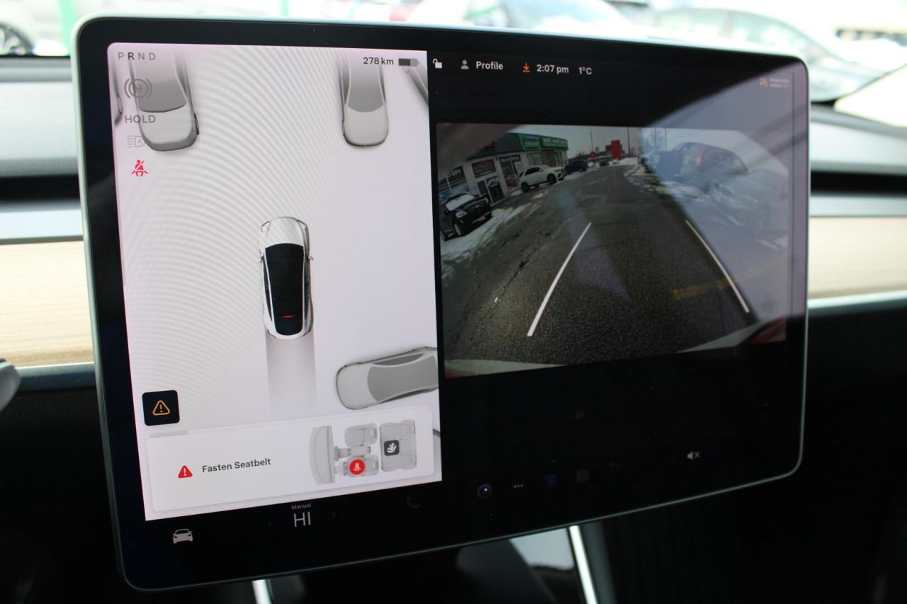 2021 Tesla Model Y Long Range   DUAL MOTOR   AWD   ONE OWNER Photo