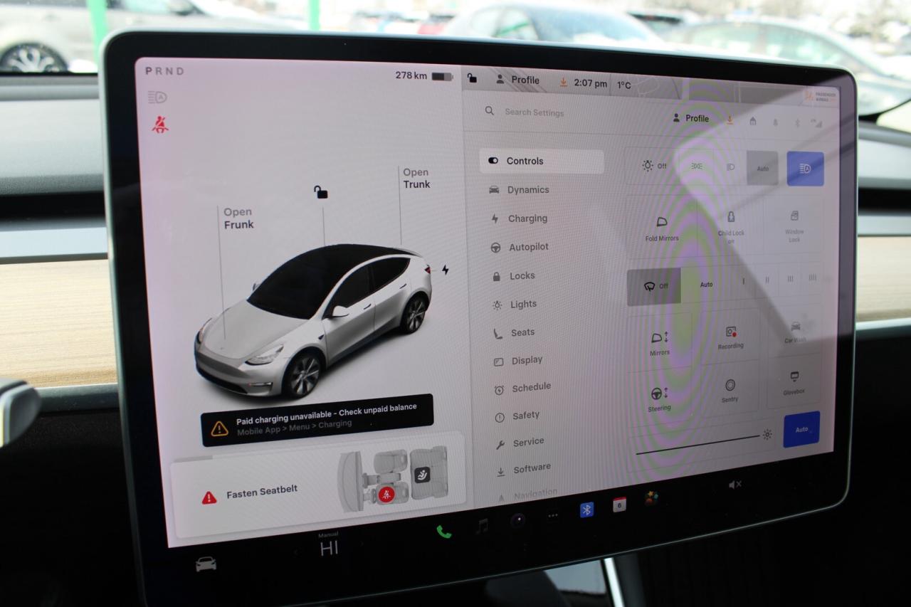 2021 Tesla Model Y Long Range   DUAL MOTOR   AWD   ONE OWNER Photo