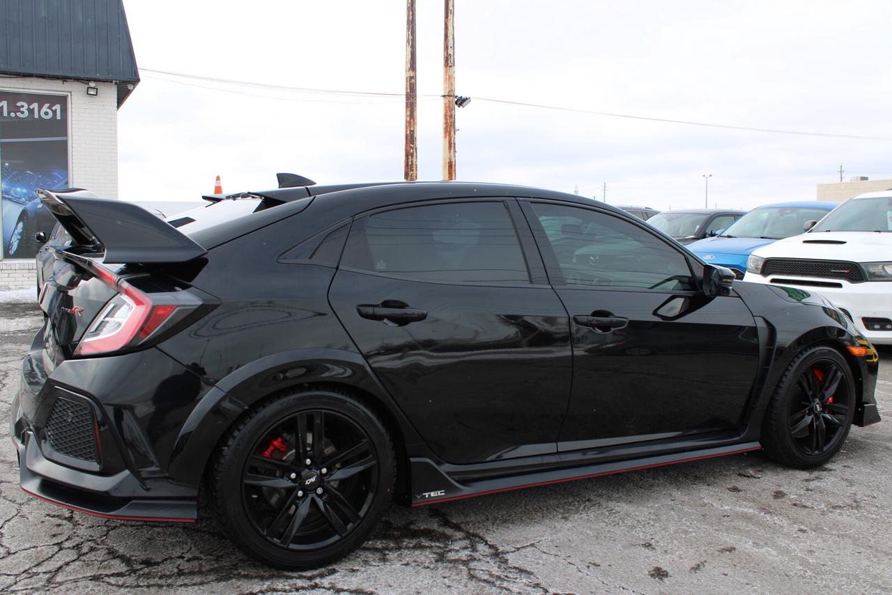 2018 Honda Civic Type R 6 SPEED MANUAL SAFETY CERTIFIED Photo