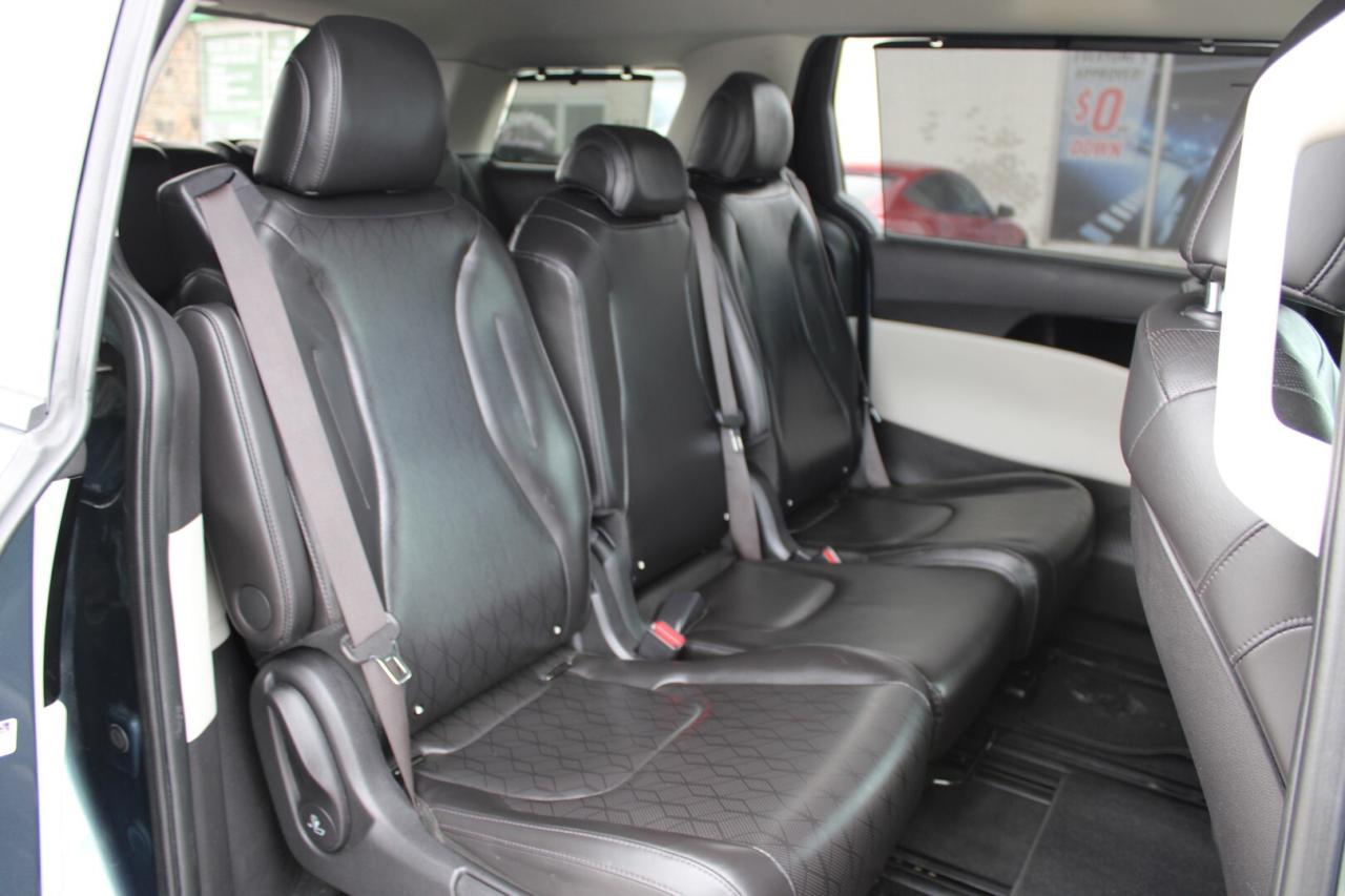 2022 Kia Carnival EX   No Accident  Clean Carfax   One Owner Photo