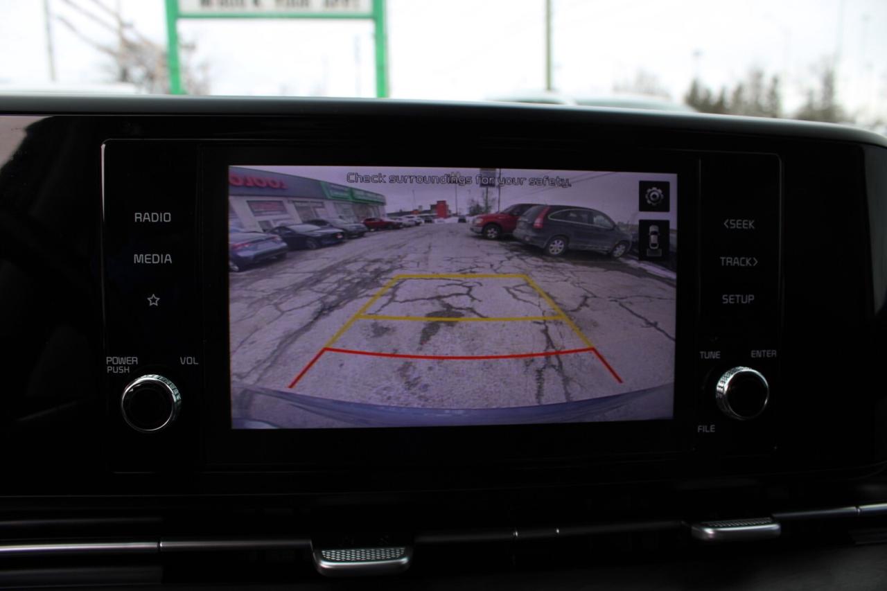 2022 Kia Carnival EX   No Accident  Clean Carfax   One Owner Photo