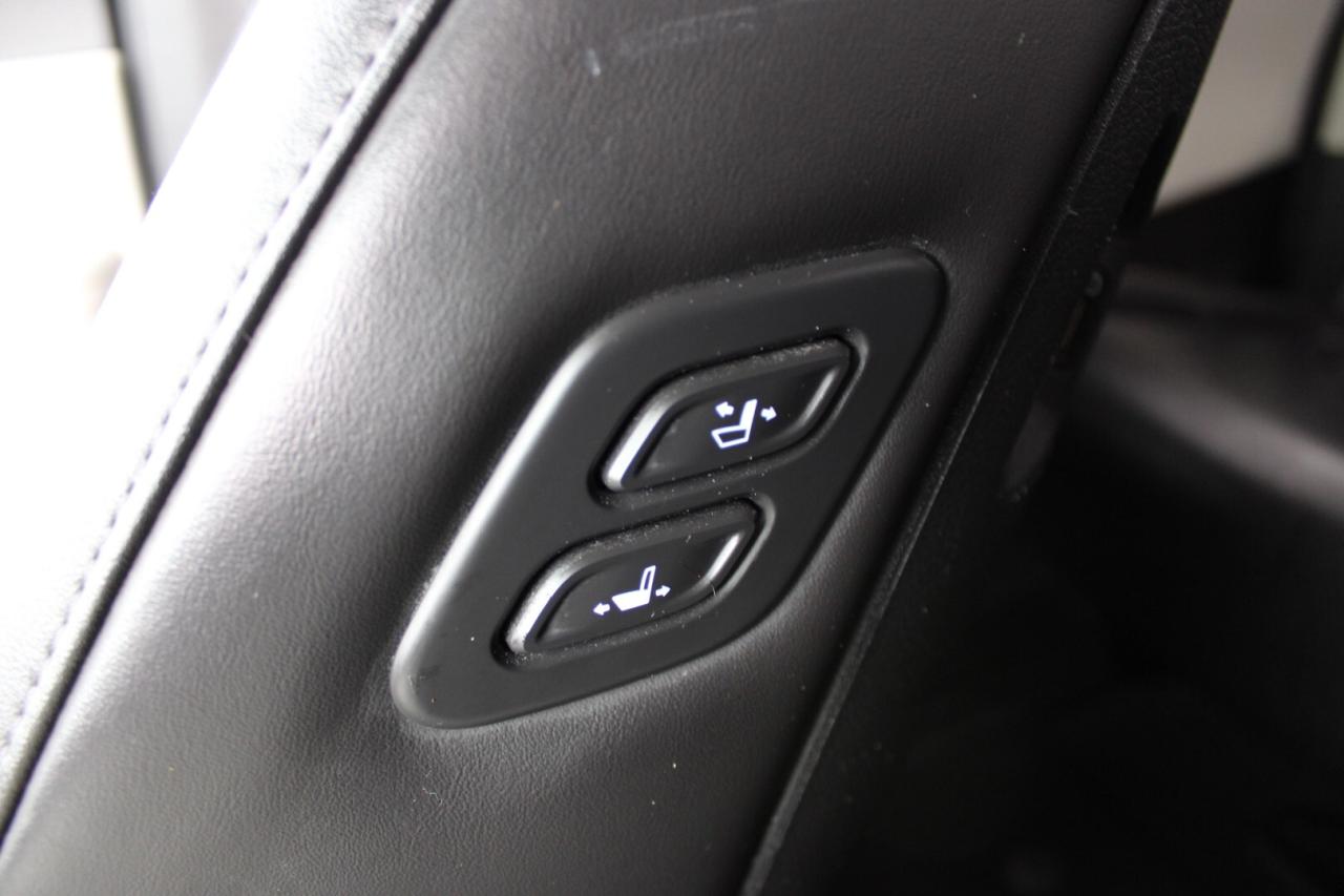 2022 Kia Carnival EX   No Accident  Clean Carfax   One Owner Photo