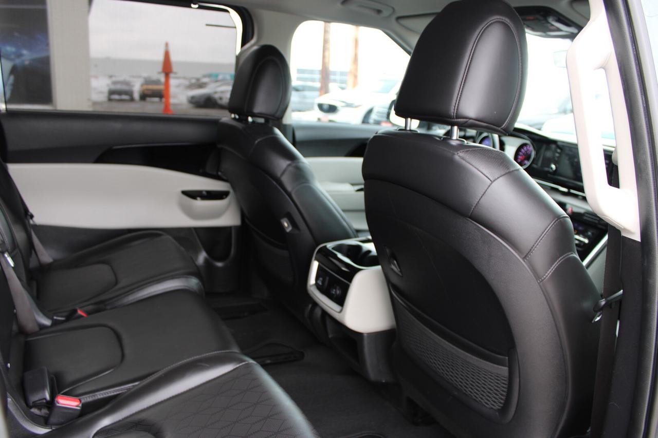 2022 Kia Carnival EX   No Accident  Clean Carfax   One Owner Photo