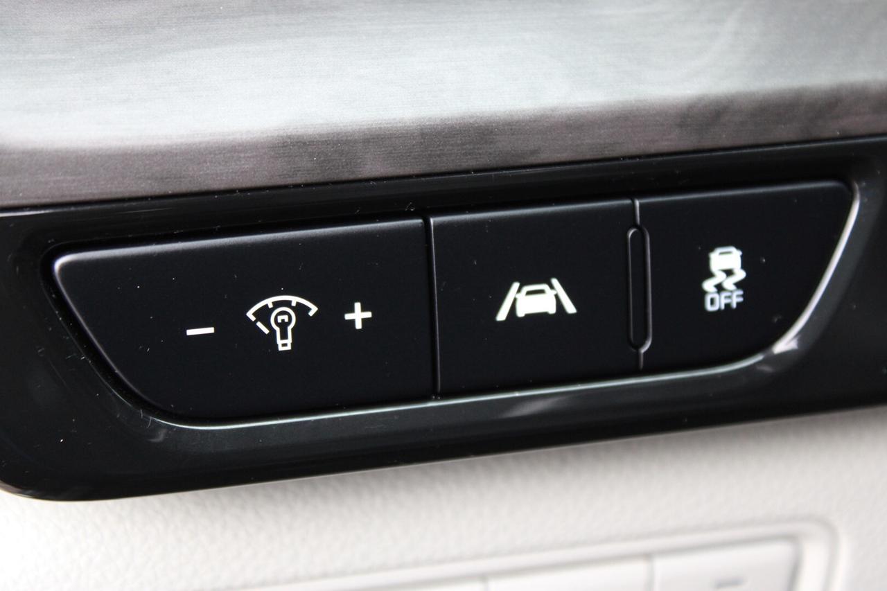 2022 Kia Carnival EX   No Accident  Clean Carfax   One Owner Photo