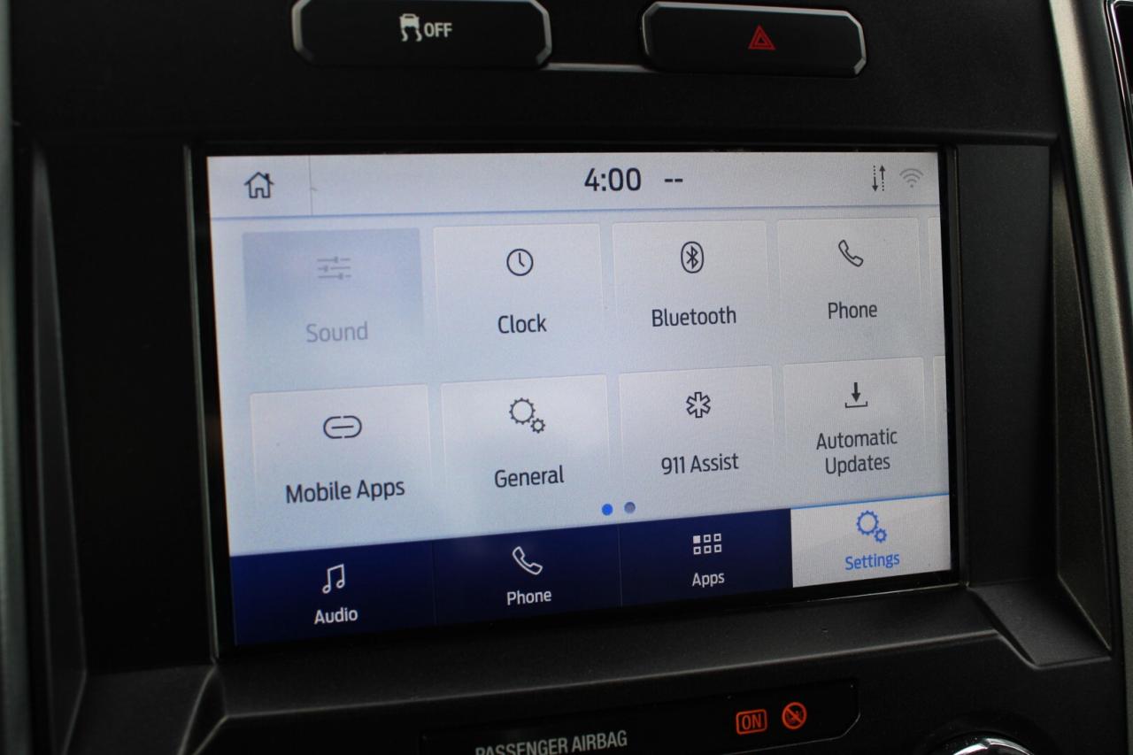 2022 Ford F-250 XLT Crew Cab 4WD ONE OWNER Photo