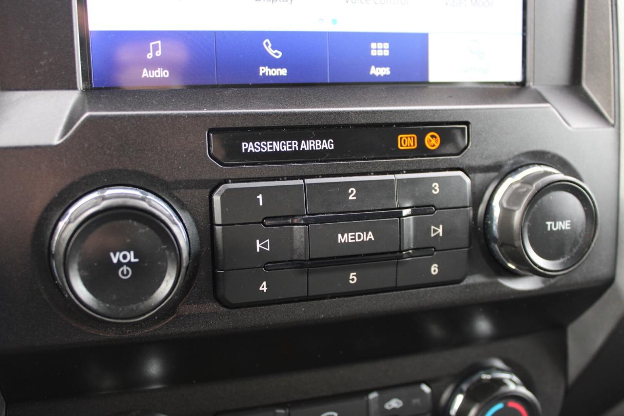 2022 Ford F-250 XLT Crew Cab 4WD ONE OWNER Photo