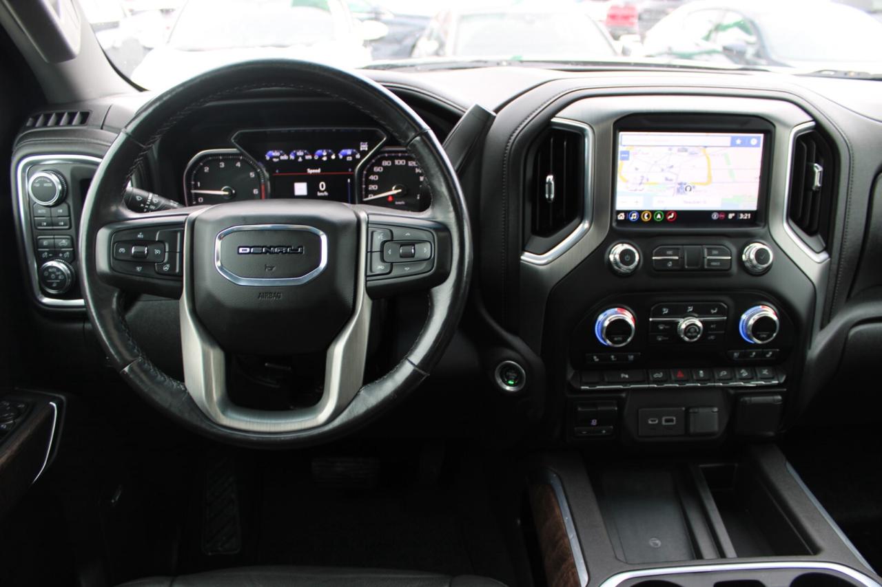 2022 GMC Sierra 1500 Denali Crew Cab 4WD 6.2L   One Owner Photo