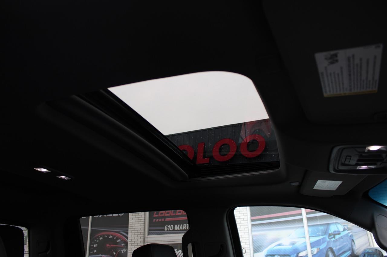 2022 GMC Sierra 1500 Denali Crew Cab 4WD 6.2L   One Owner Photo