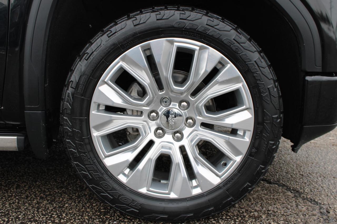 2022 GMC Sierra 1500 Denali Crew Cab 4WD 6.2L   One Owner Photo