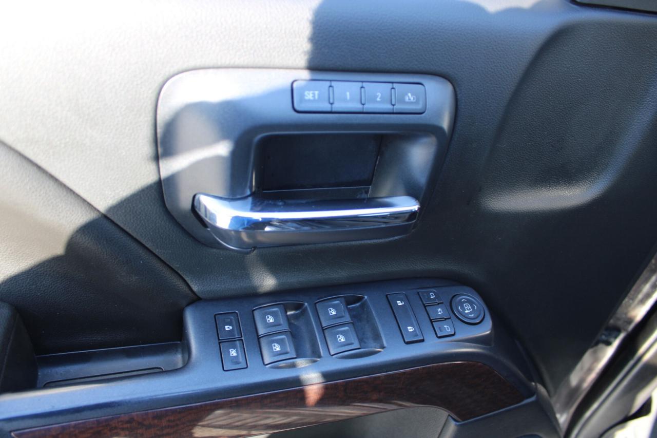 2015 GMC Sierra 1500 SLT Crew Cab 4WD   No Accident   Safety Certified Photo