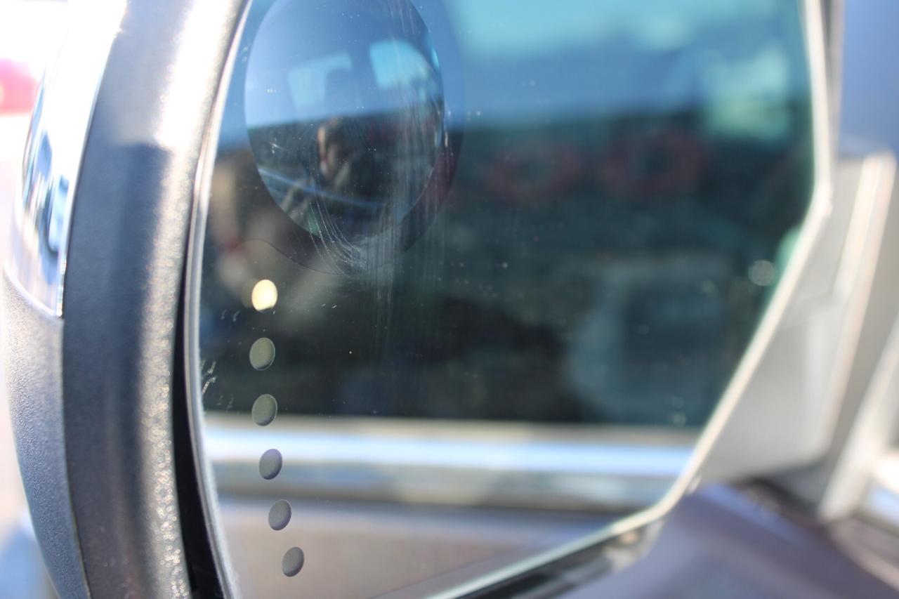 2015 GMC Sierra 1500 SLT Crew Cab 4WD   No Accident   Safety Certified Photo