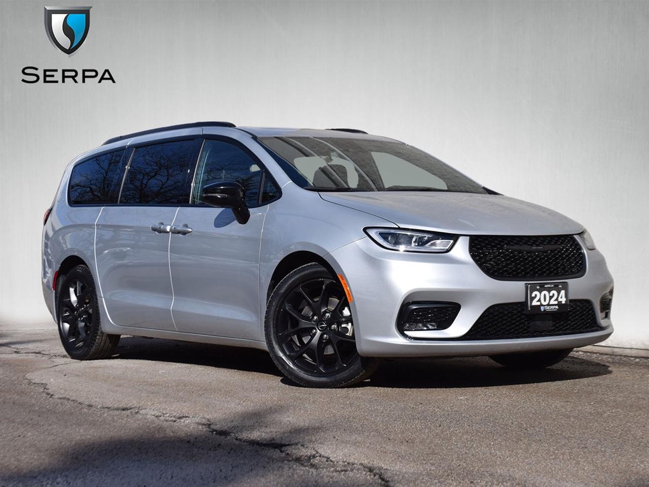 2024 Chrysler Pacifica Limited Front-Wheel Drive Passenger Van Photo