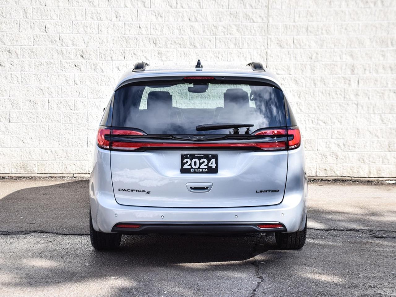 2024 Chrysler Pacifica Limited Front-Wheel Drive Passenger Van Photo