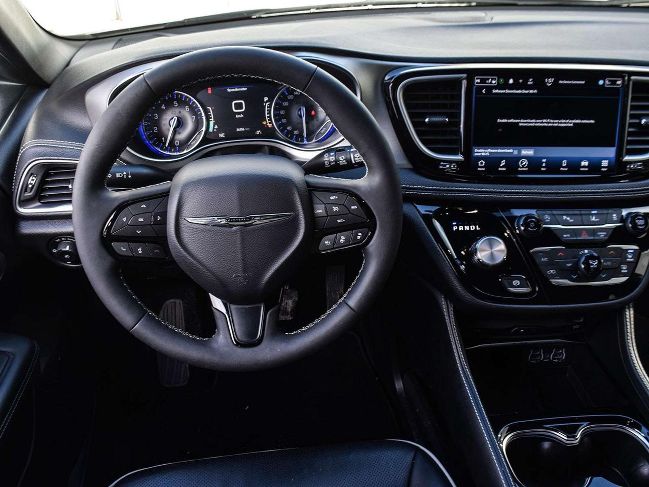 2024 Chrysler Pacifica Limited Front-Wheel Drive Passenger Van Photo
