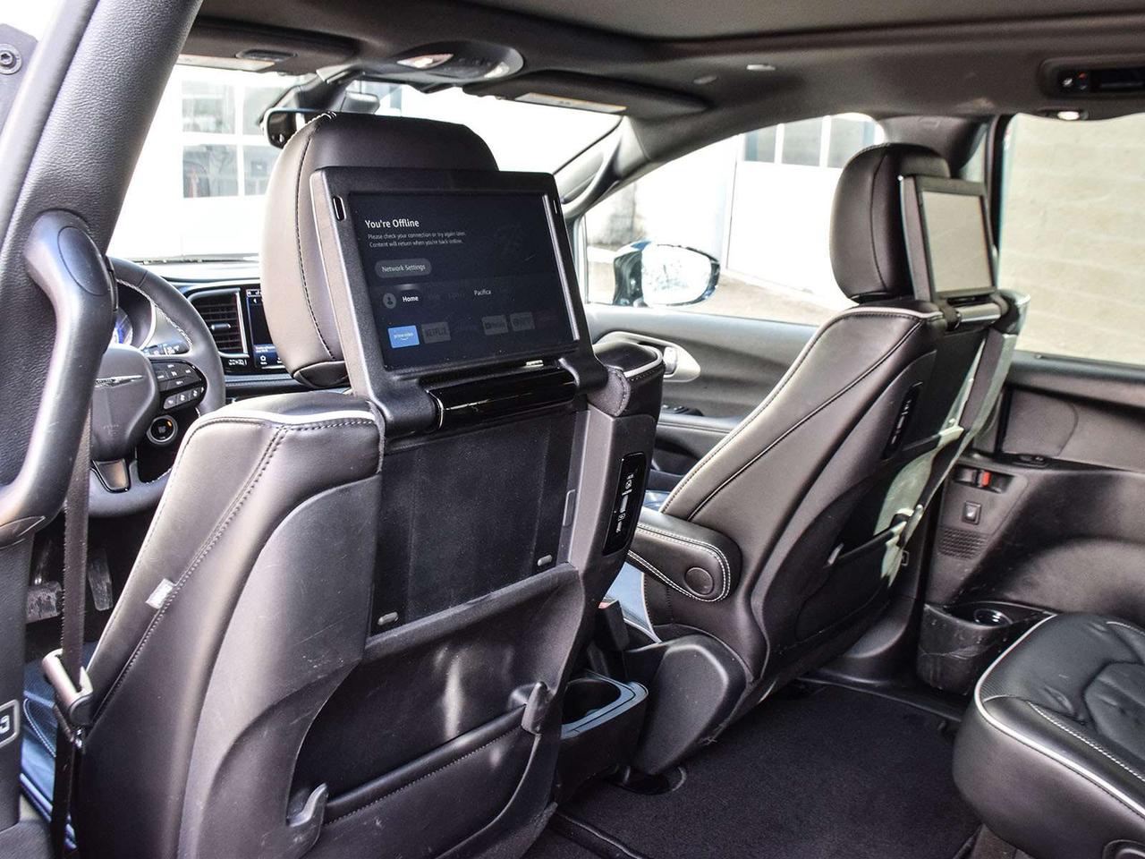 2024 Chrysler Pacifica Limited Front-Wheel Drive Passenger Van Photo