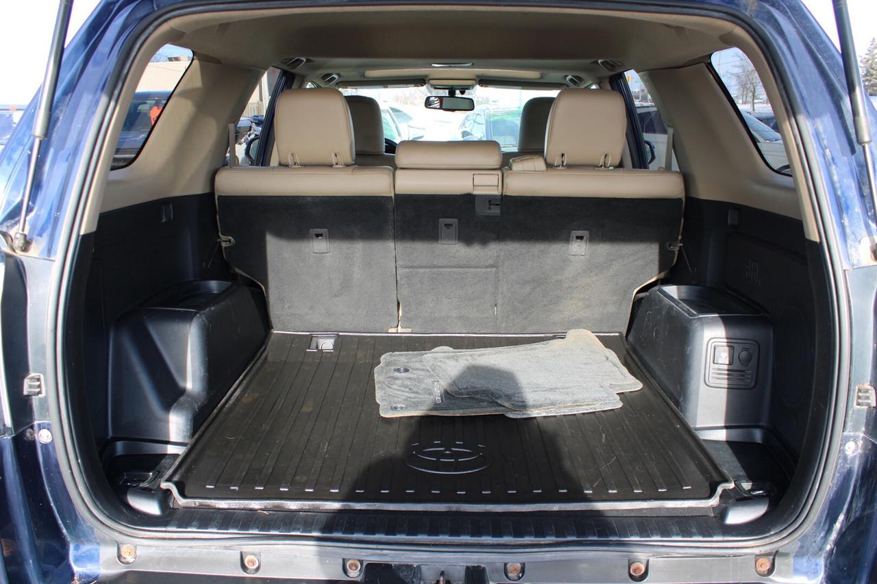 2016 Toyota 4Runner SR5 4WD SR5   LIMITED   SAFETY CERTIFIED Photo