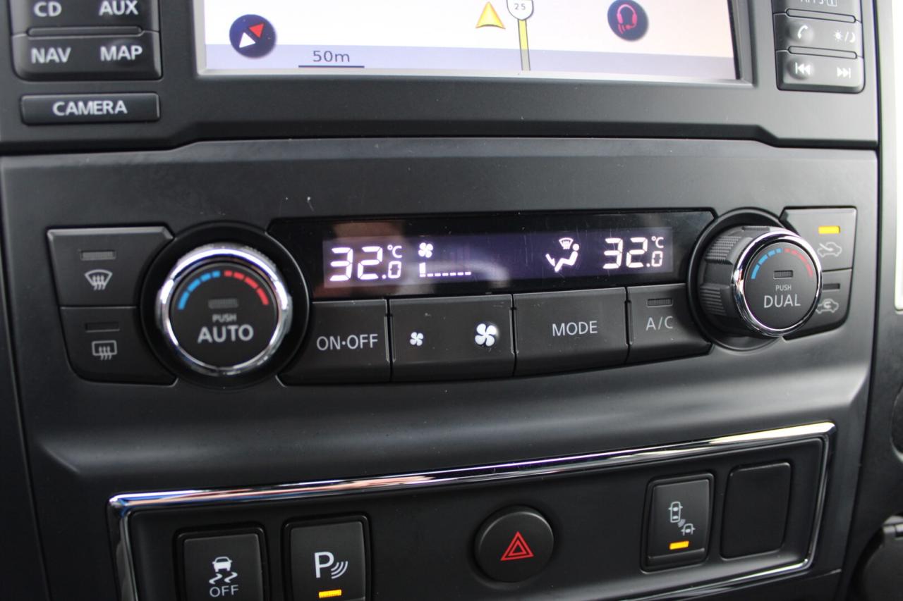 2018 Nissan Titan SL Midnight Edition PRO-4X Crew Cab 4WD Photo