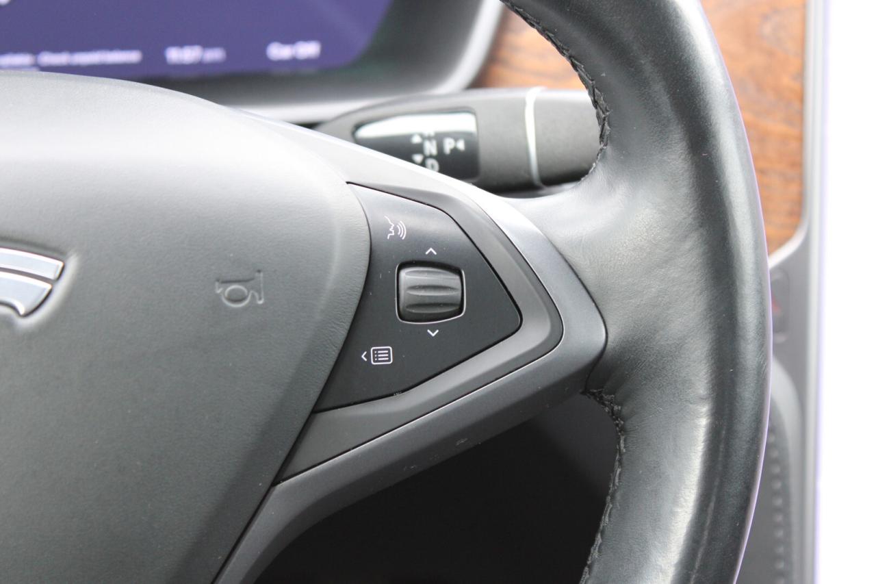 2020 Tesla Model S Long Range Plus Photo