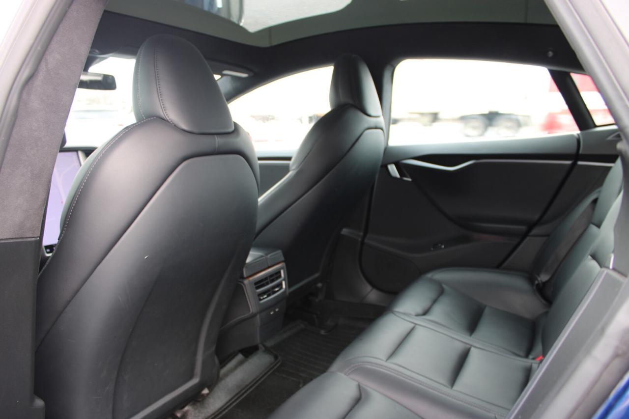 2020 Tesla Model S Long Range Plus Photo