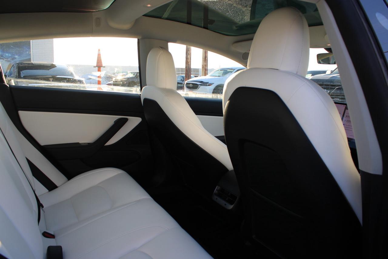 2019 Tesla Model 3 Performance Dual Motor AWD Photo